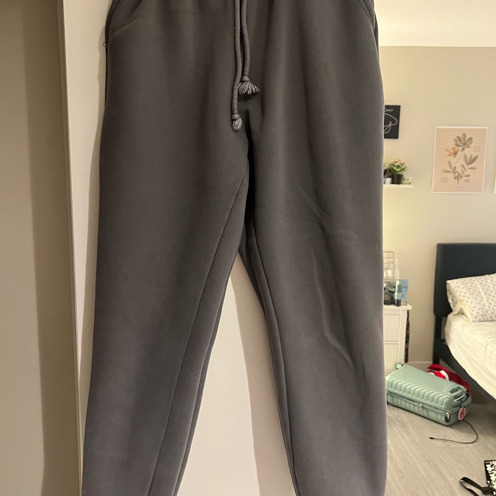 Men's Gray Sweatpants